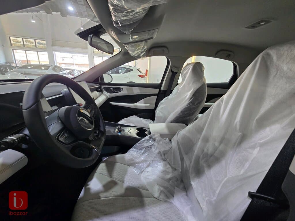 BYD Seal 05 5