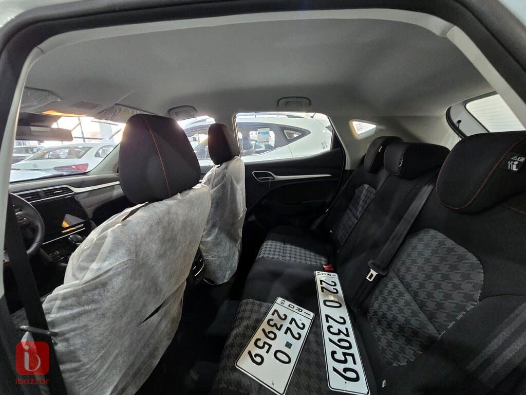 MG ZS 4