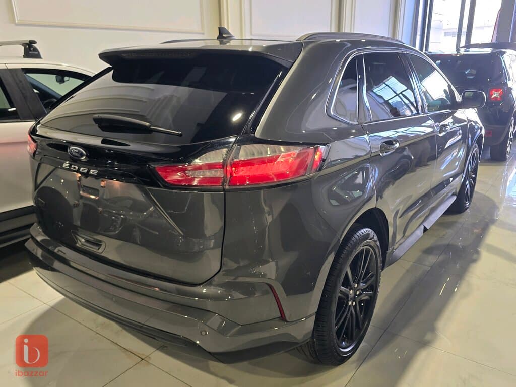 Ford Edge 6