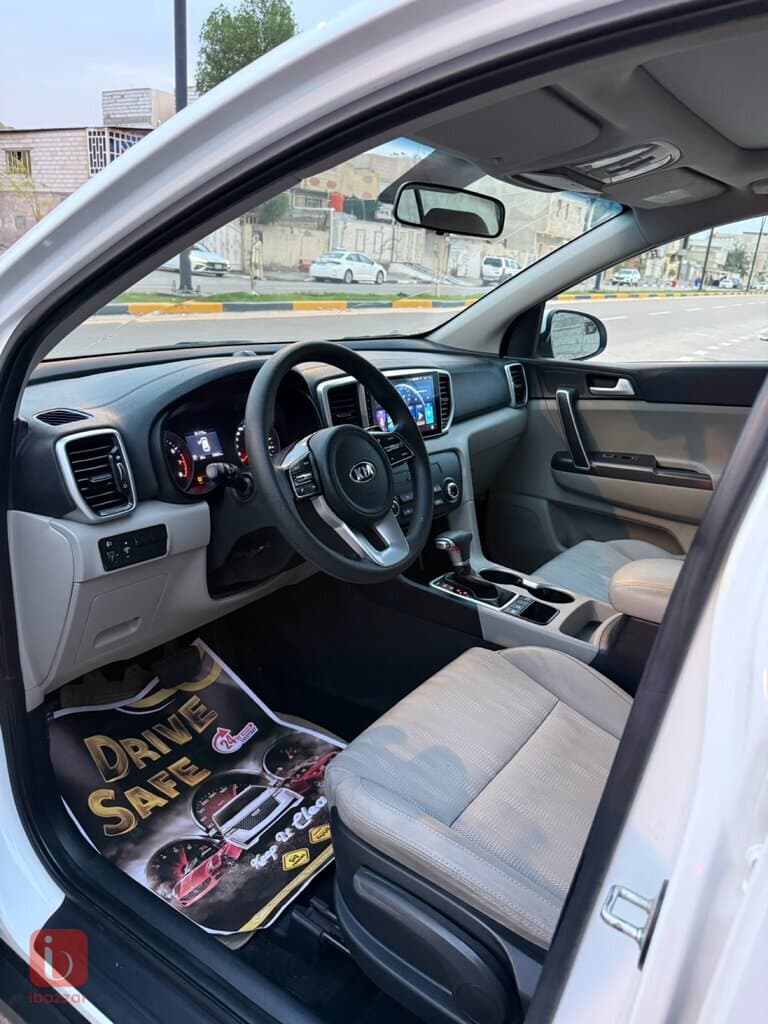 KIA Sportage 4