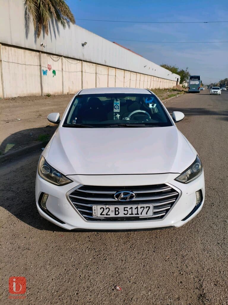 Hyundai Elantra Sport 1