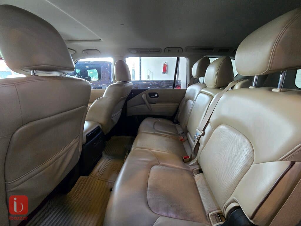 Nissan Armada 6