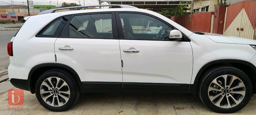 KIA Sorento 5