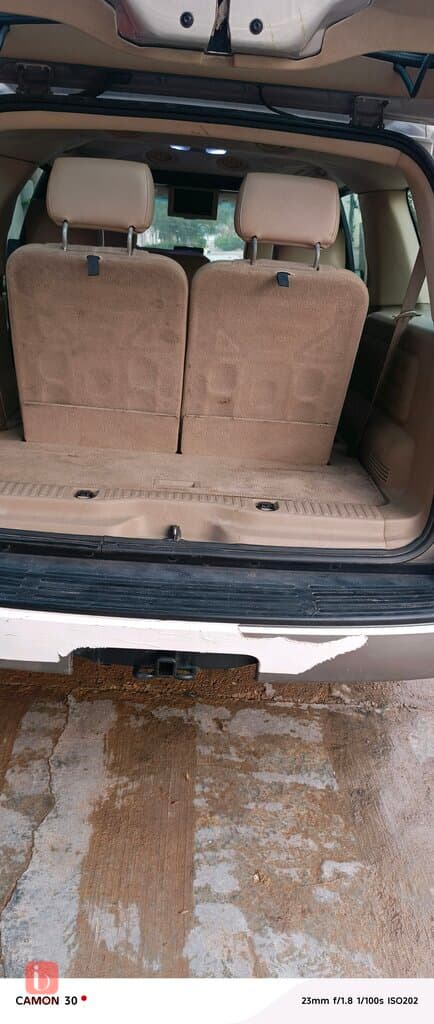 Ford Explorer XLT 18