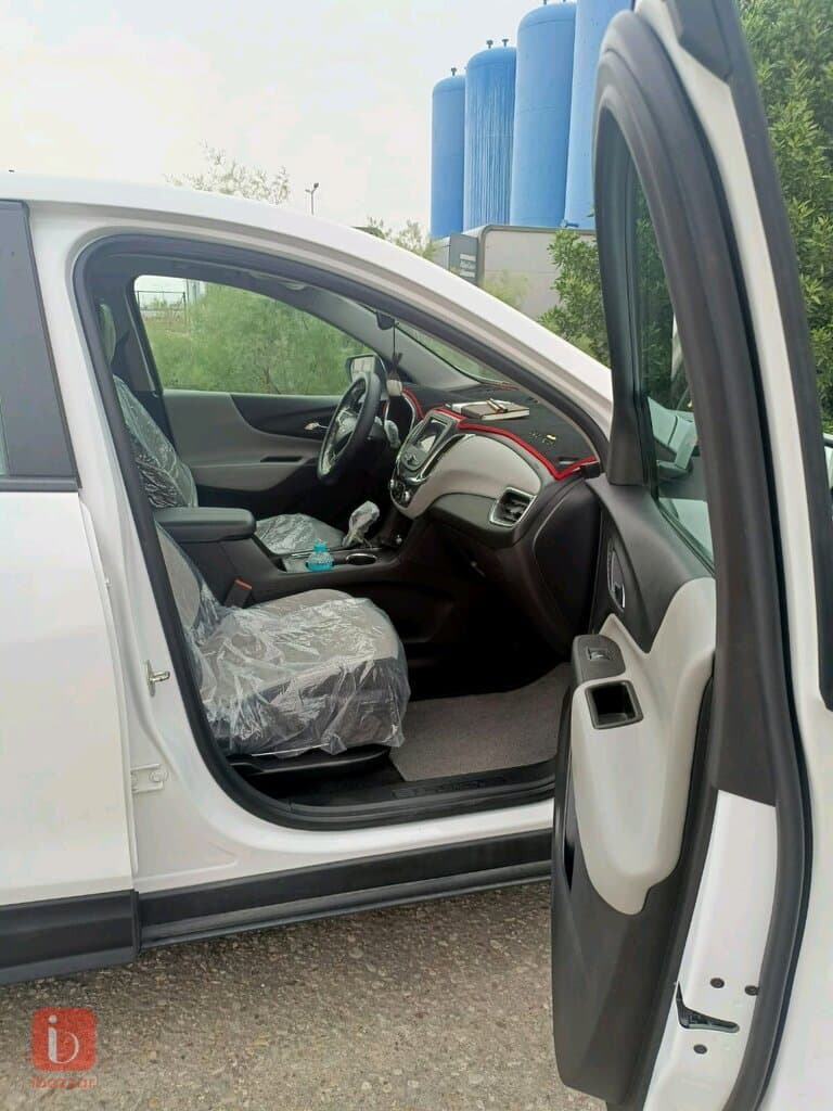 Chevorlet Equinox 9