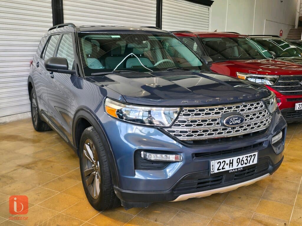 Ford Explorer XLT 1