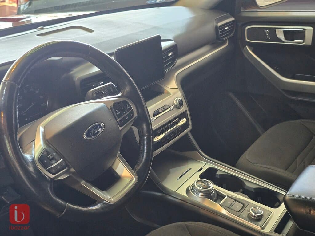 Ford Explorer XLT 6