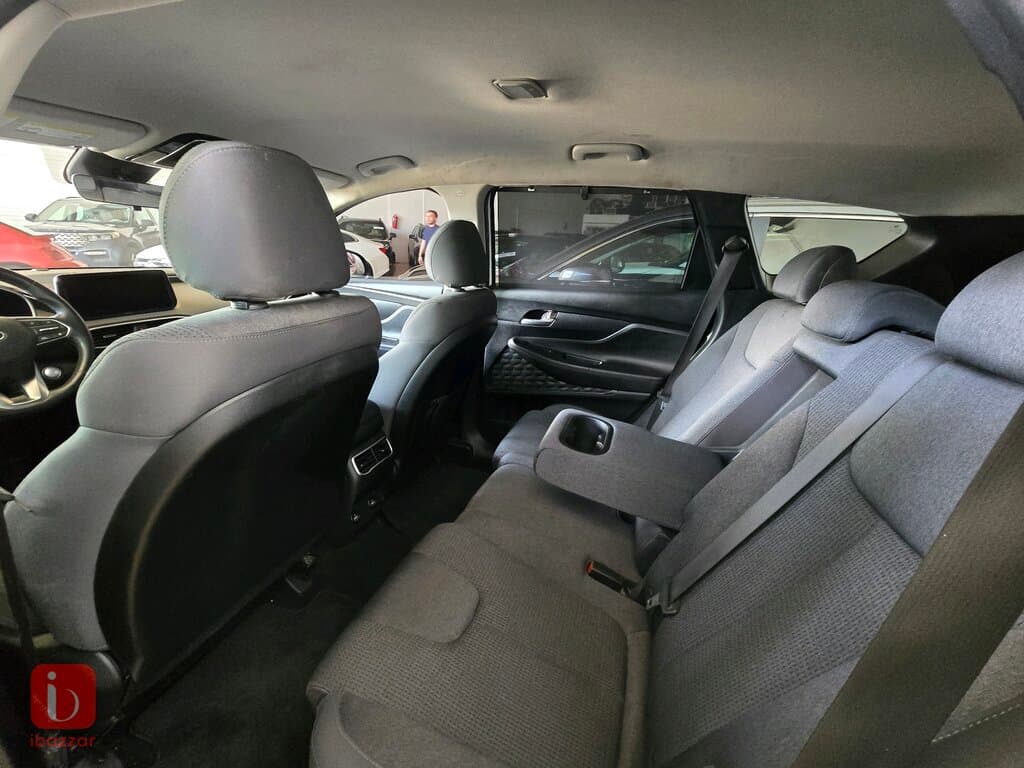 Hyundai Santa Fe 6