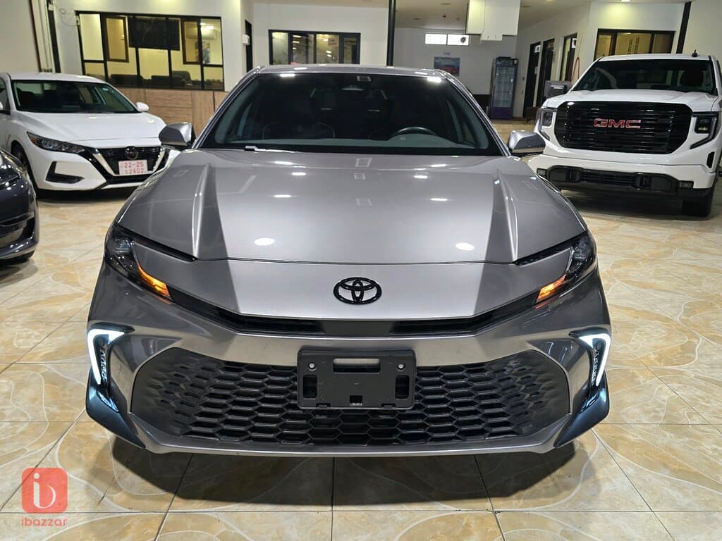 Toyota Camry SE 1