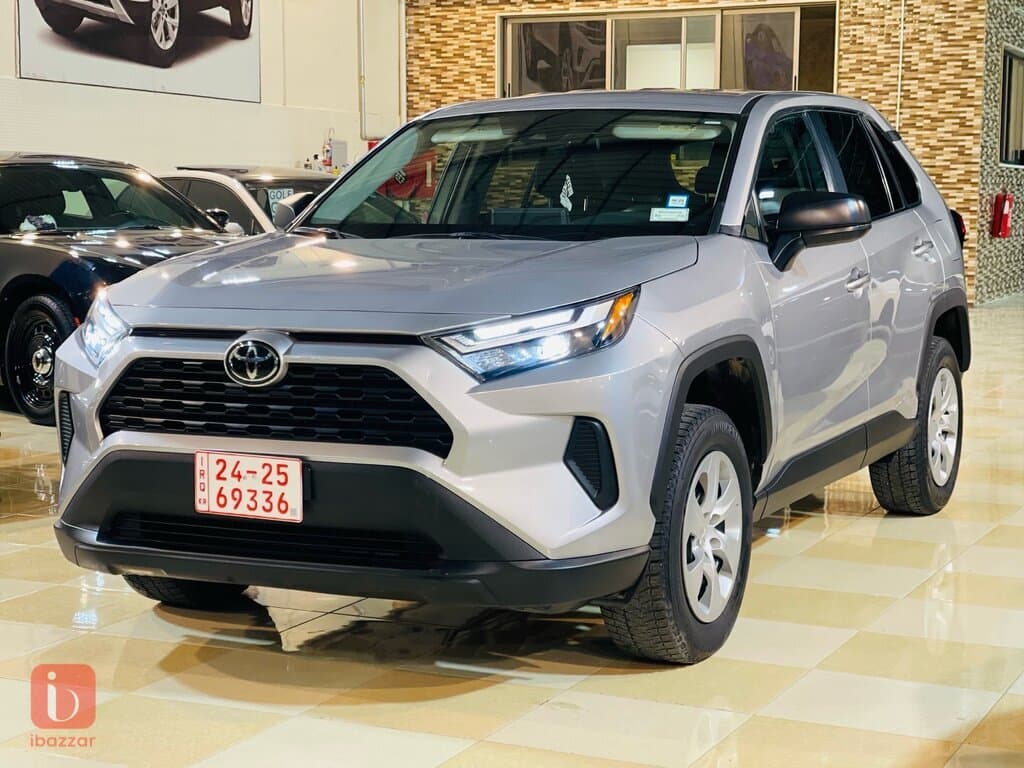 Toyota Rav 4 LE 4