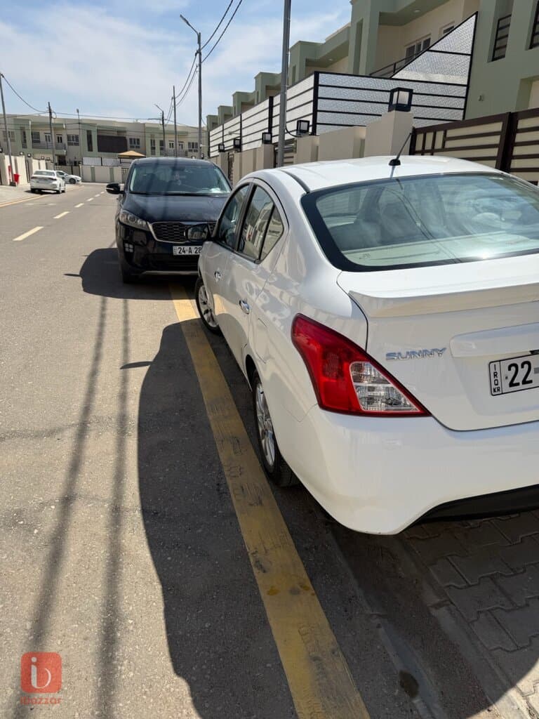 Nissan Sunny SV 6