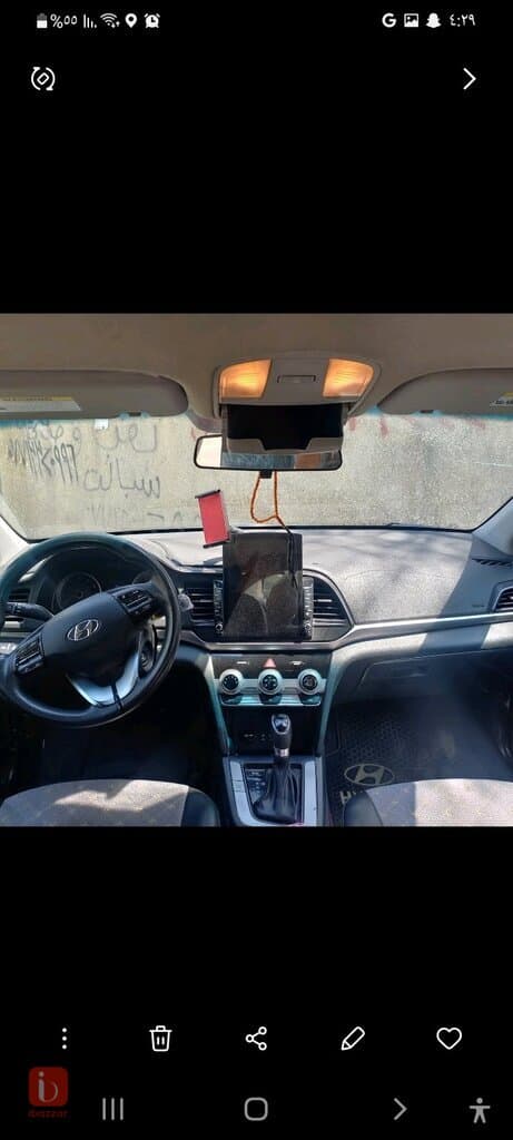 Hyundai Elantra 9