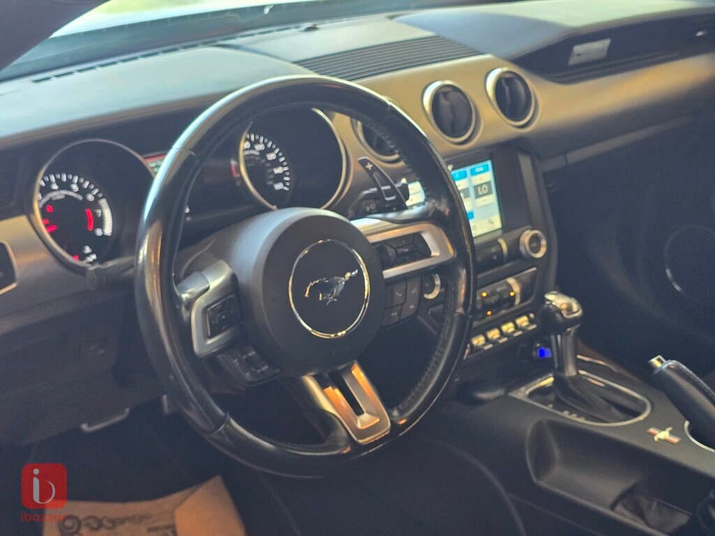 Ford Mustang Ecoboost Premium 6