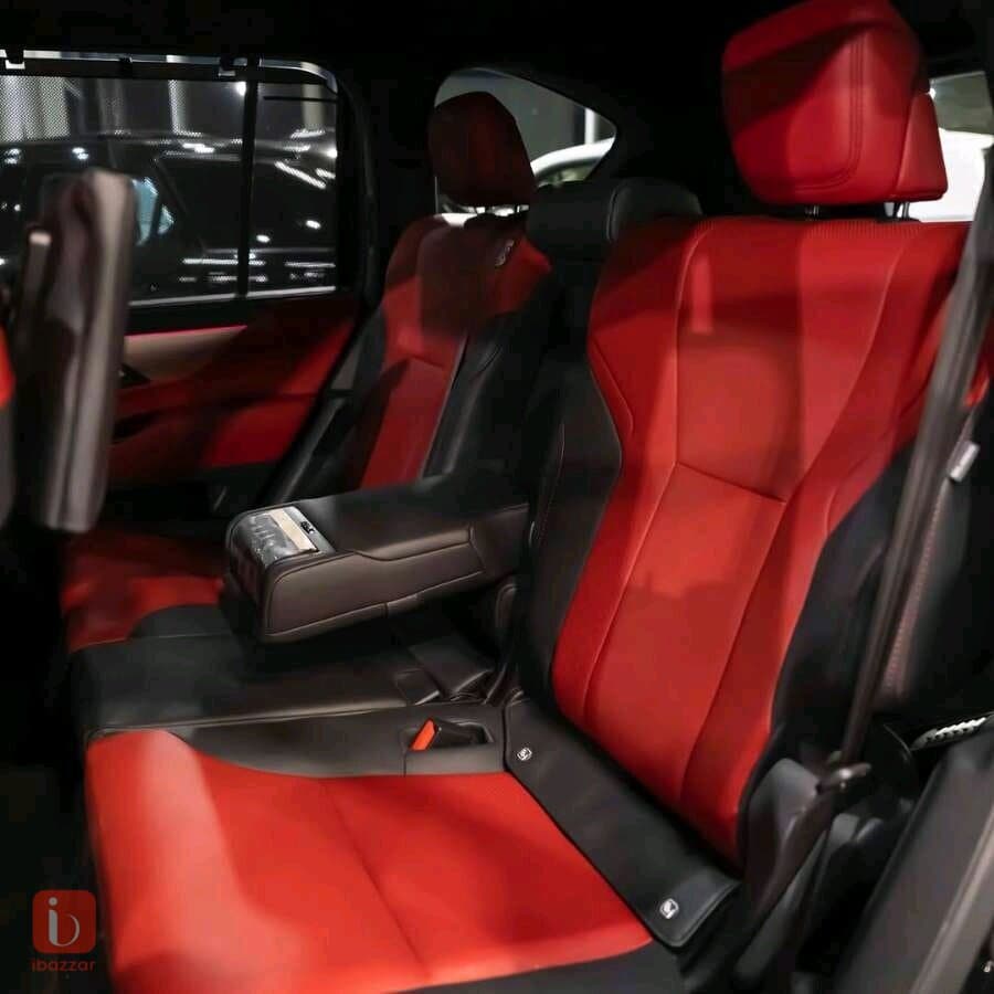 Lexus LX600 F Sport 10