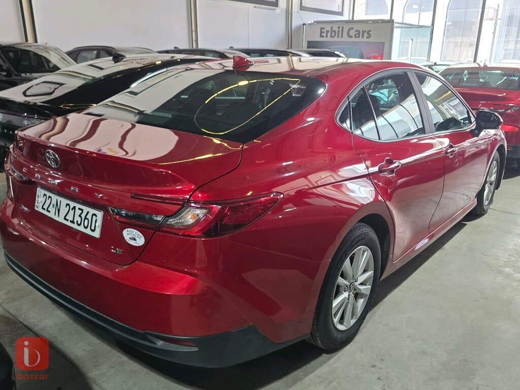 Toyota Camry SE 3