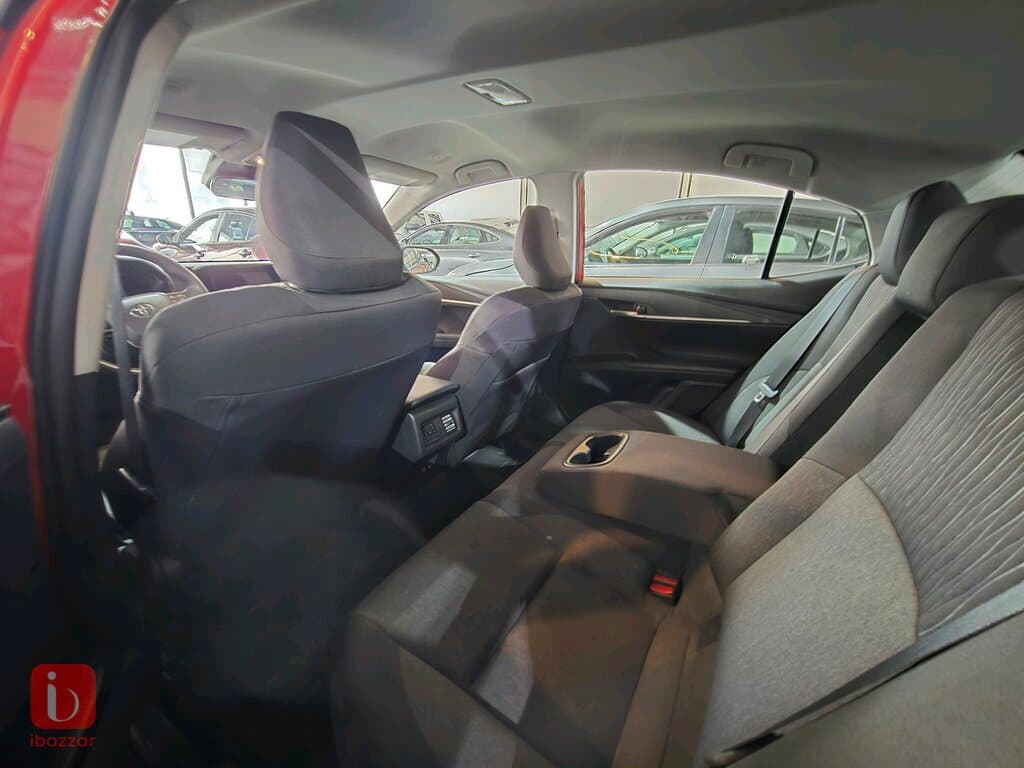 Toyota Camry SE 5