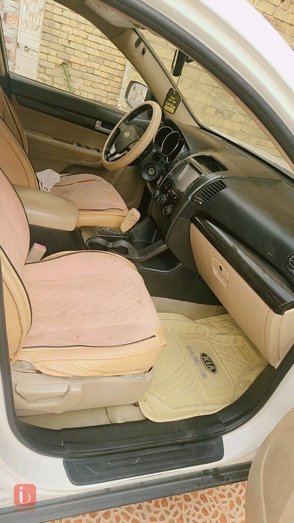 KIA Sorento 5