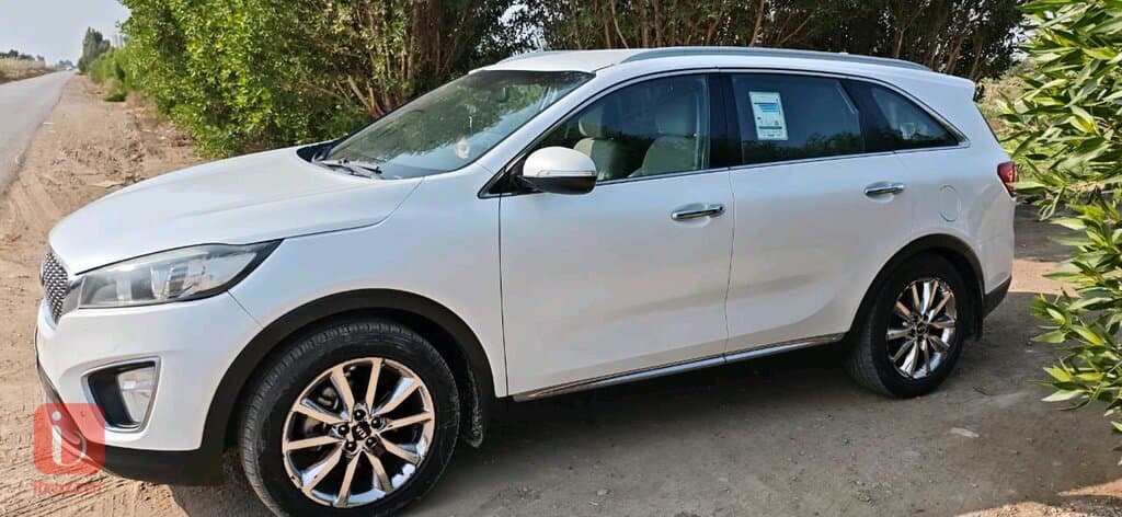 KIA Sorento LX 7