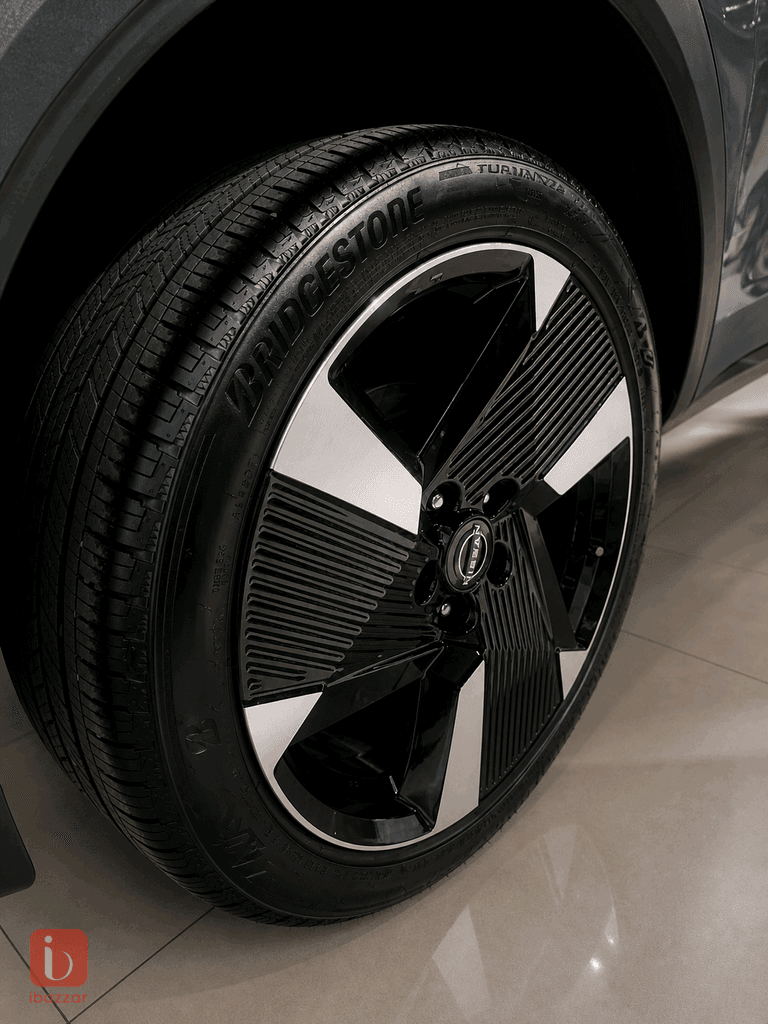 Nissan Kicks SR 15