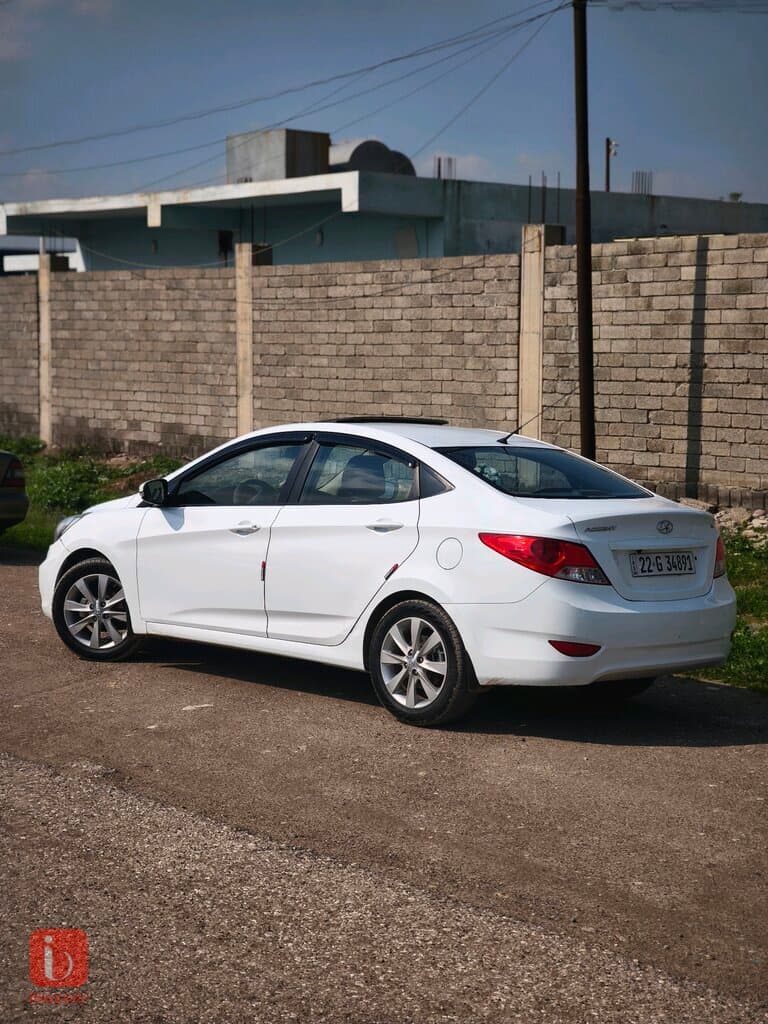 Hyundai Accent GLS TOP 2