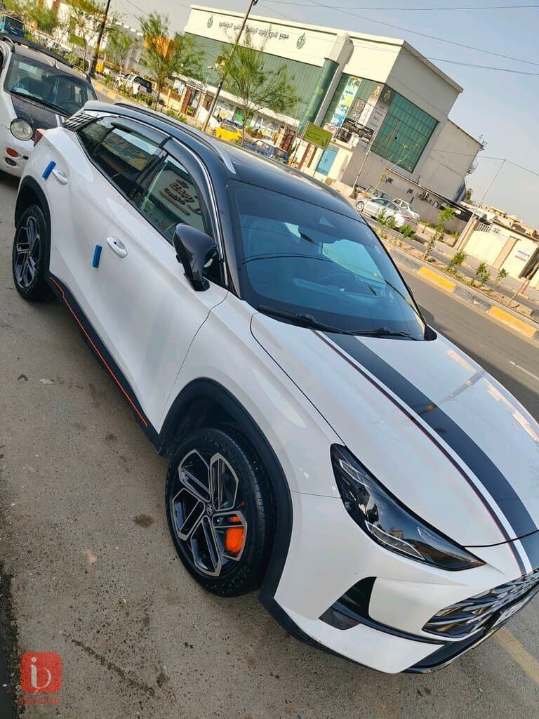 MG ONE LUX 2
