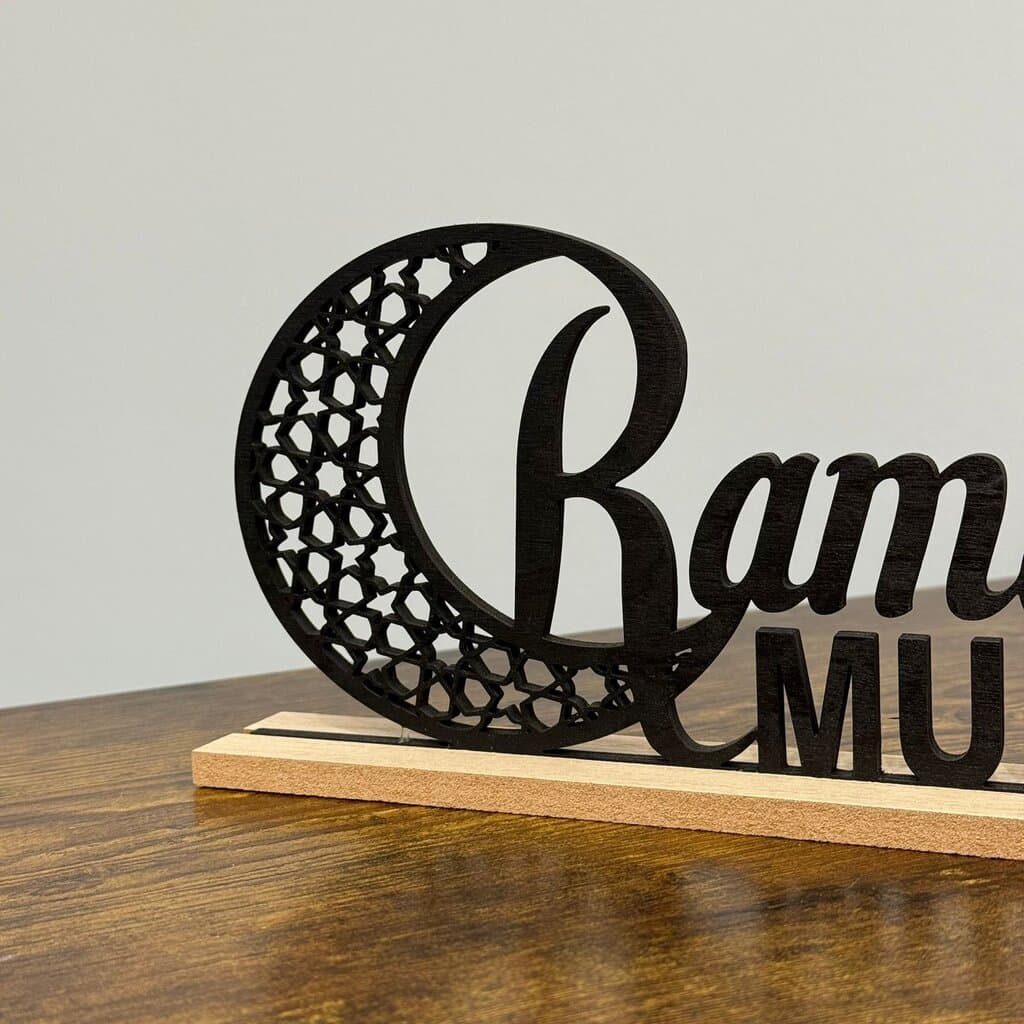 Ramadan Mubarak Crescent Moon Decoration 4