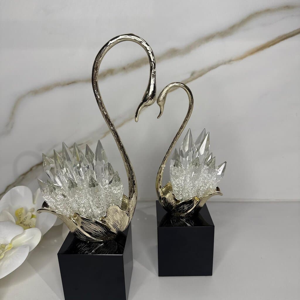 Elegant Crystal-Tail Swan Figurine - Set Of 2 1