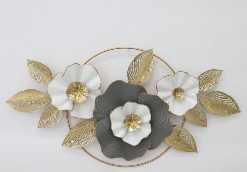 Elegant Metal Floral & Leaves Wall Decoration 1