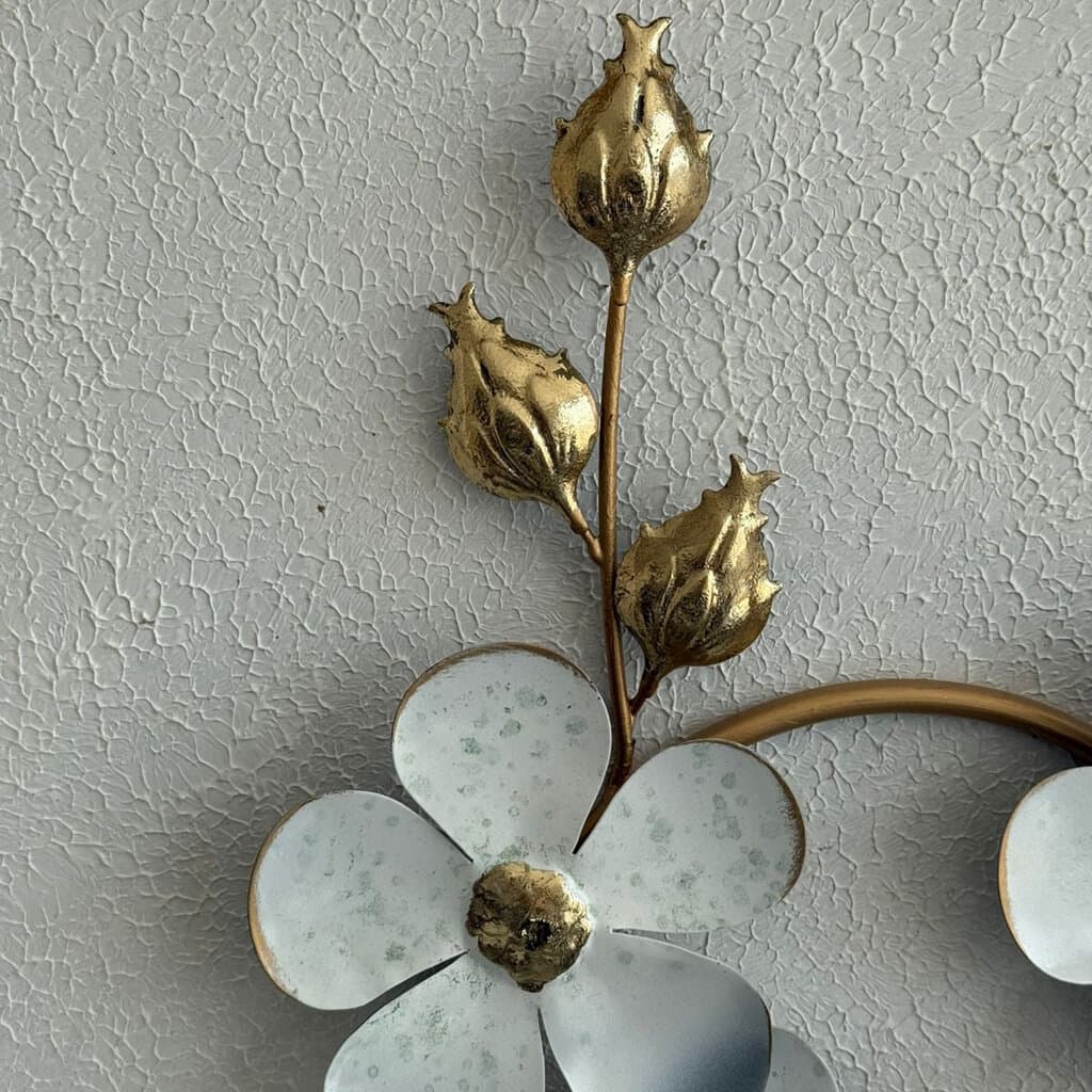 Metal White Flower & Wooden Frame Wall Decoration 3