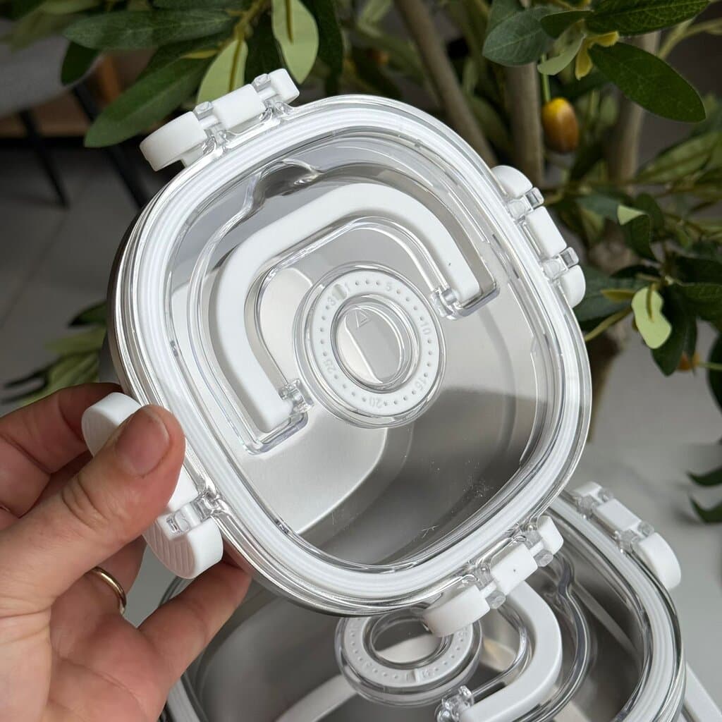 3 PCS – Elegant Airtight Silver Stainless Steel Bowl Set with Lids 5