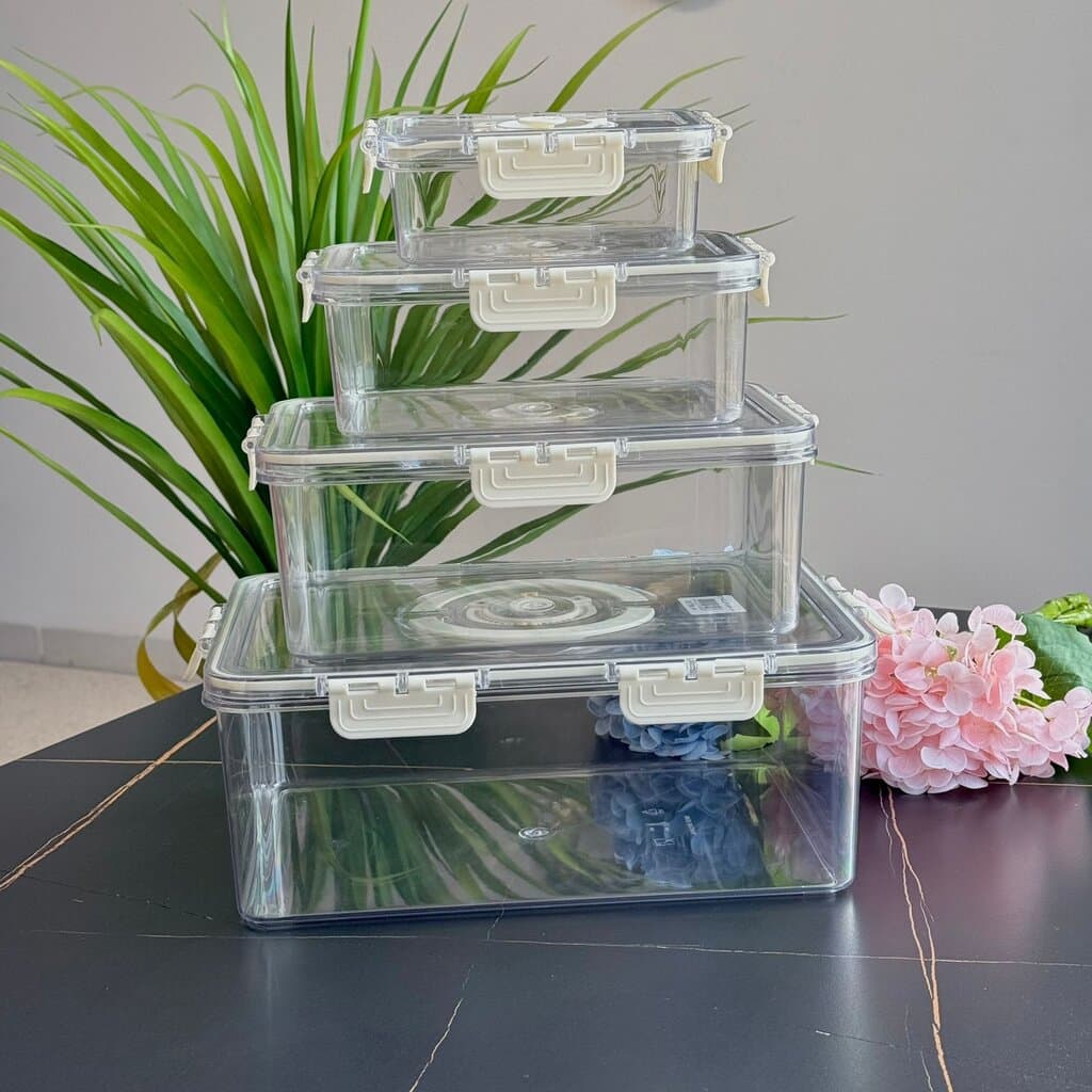 4-Piece Clear Airtight Food Storage Container Set - With Date Dial 2