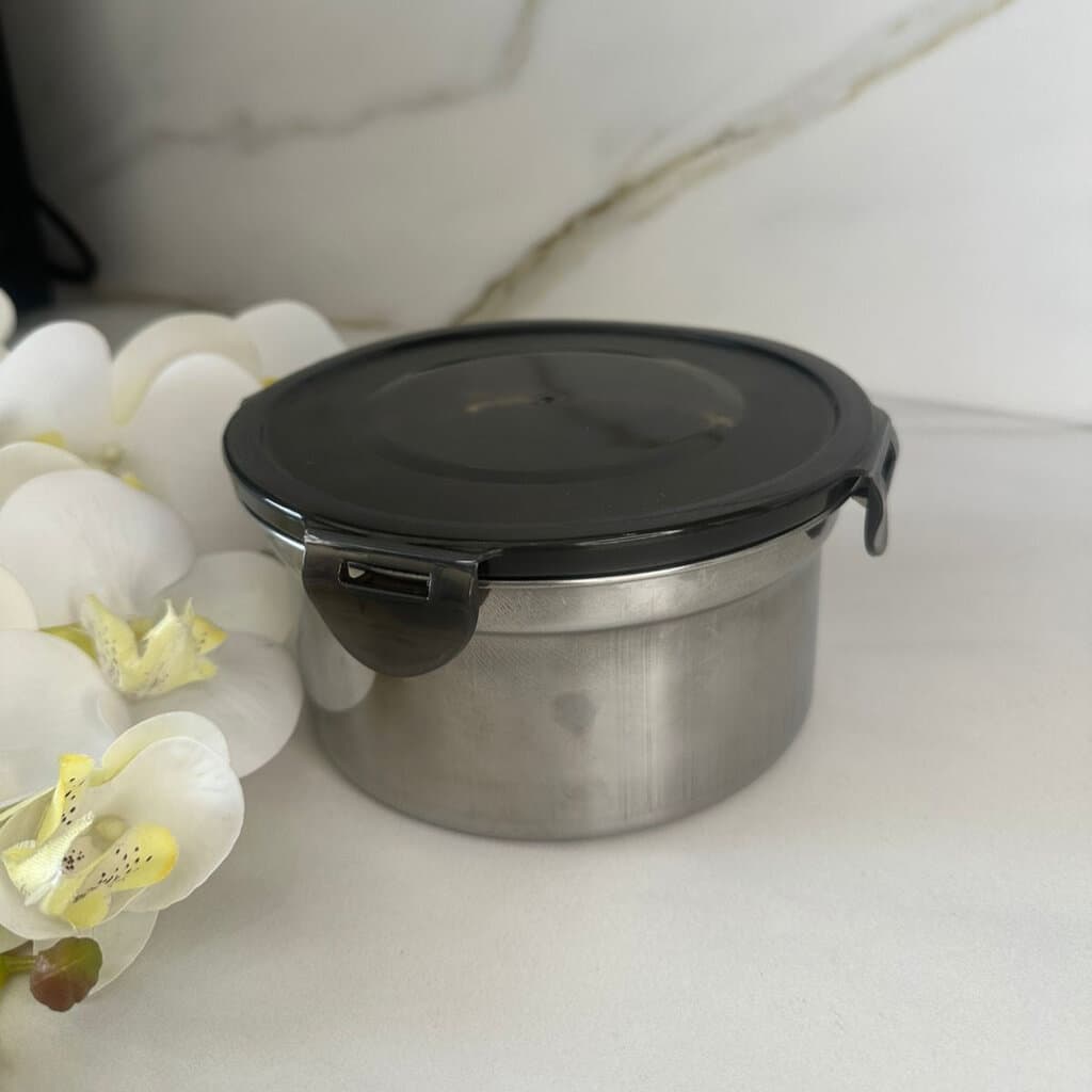 Set Of 3-Sized Stackable Steel Food Storage Containers With Lids 2