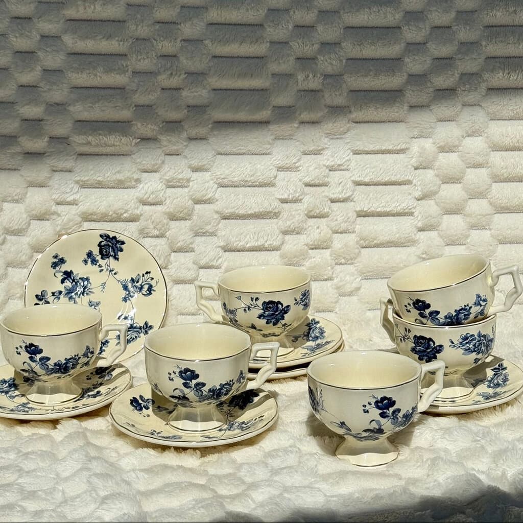 Luxury Classic Floral Coffee Cups & Saucers Set 6