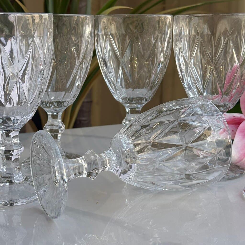 Classic Clear Glassware Set 8