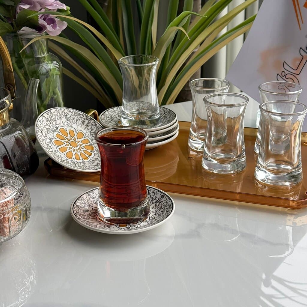 Double-Wall Tea Glass & Decorative Saucer Set 5