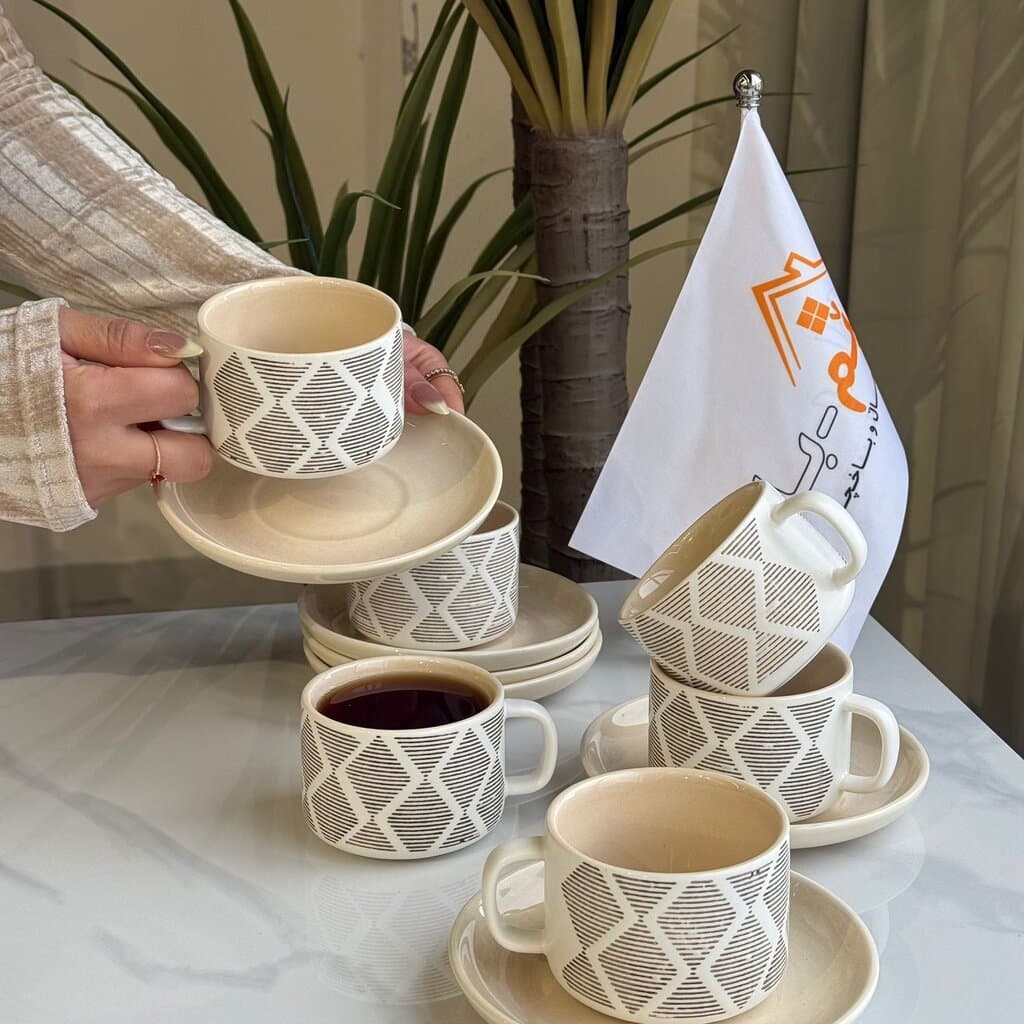 Modern Luxury Coffee Cups & Saucers Set 1