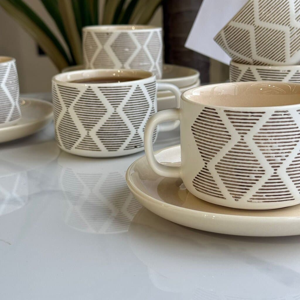 Modern Luxury Coffee Cups & Saucers Set 4
