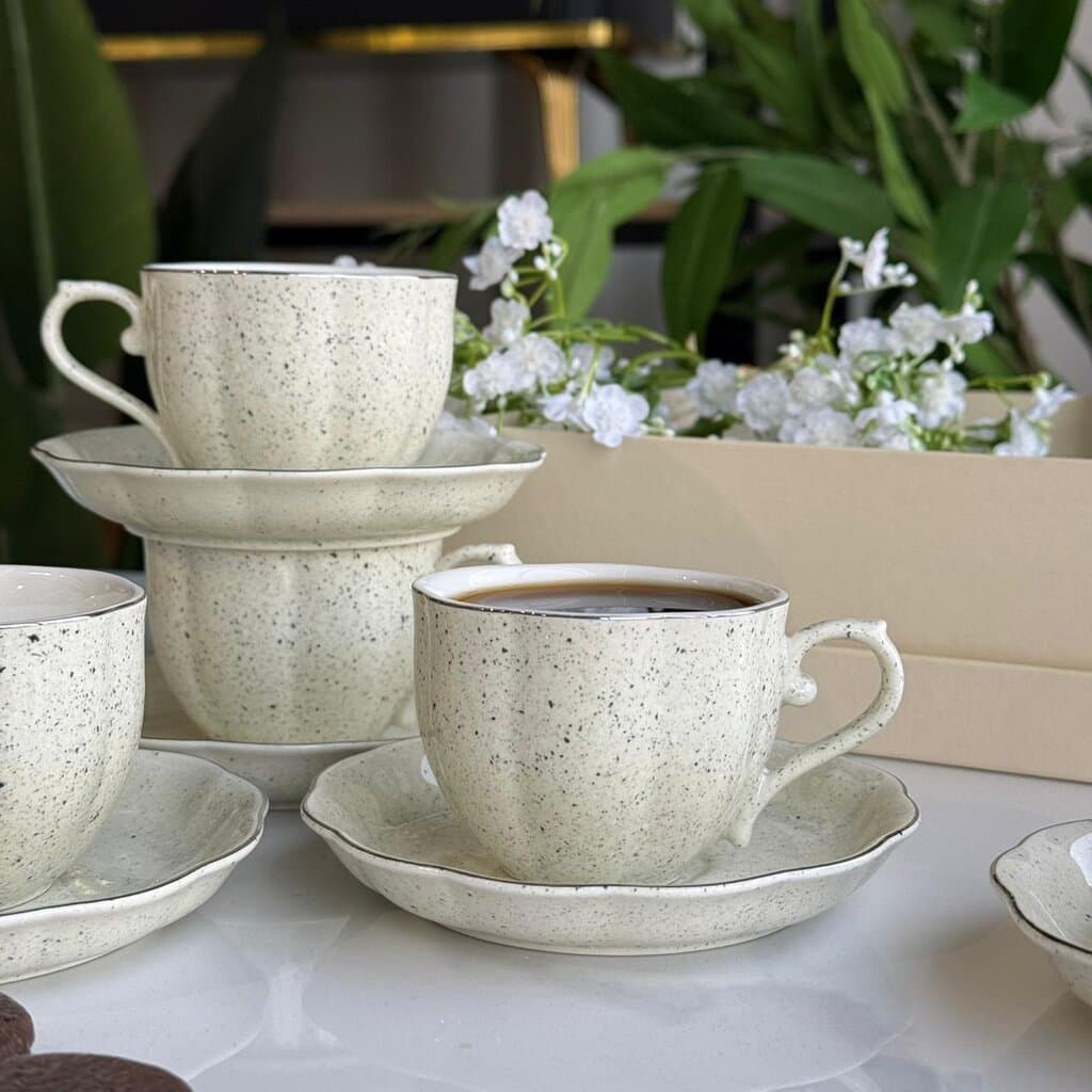 Classic Stoneware Coffee Cup & Saucer Set 2