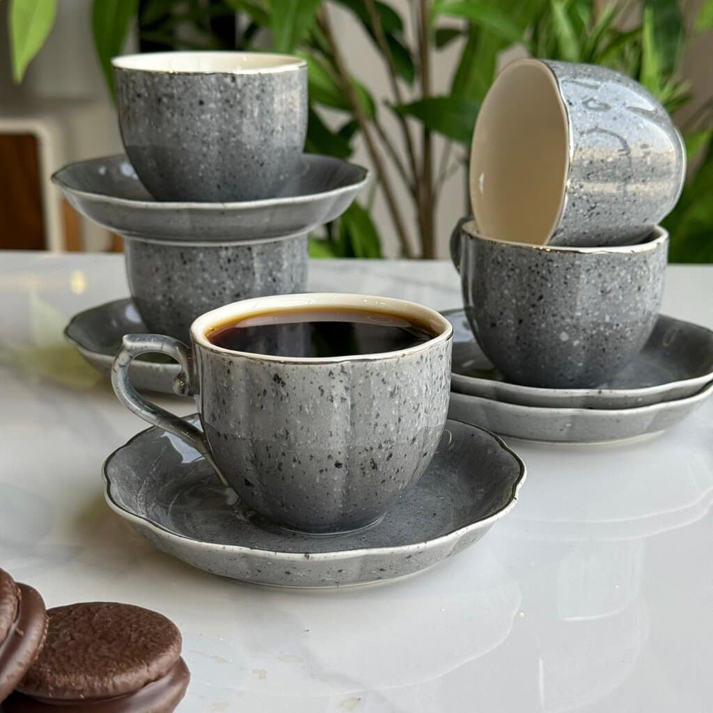 Classic Design Coffee Cup & Saucer Set 2