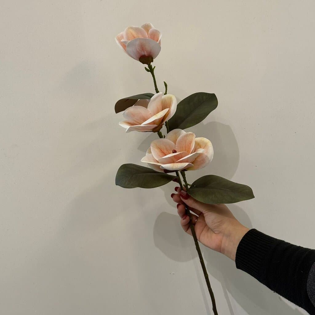 Magnolia Artificial Flower Stem 1