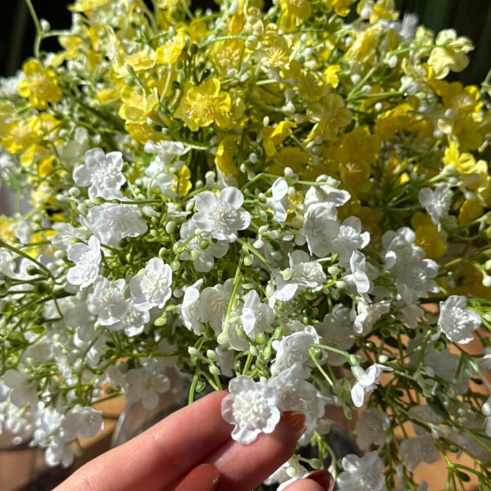 Mini Bloom Gypsophila Stem 4