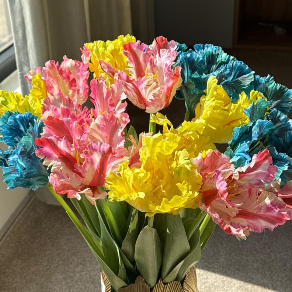 Parrot Tulip - False Flower — photo 2