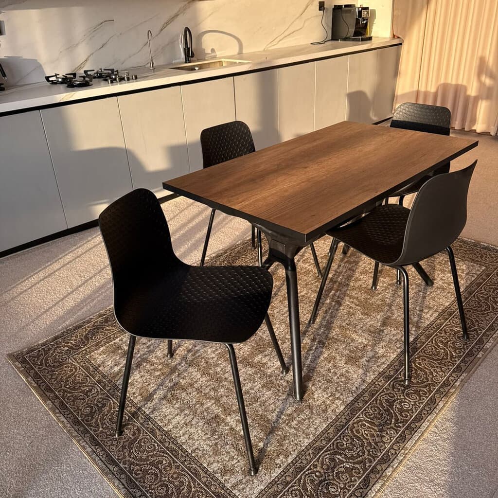 Milo Table & Black Modern Chairs Dining Set 1