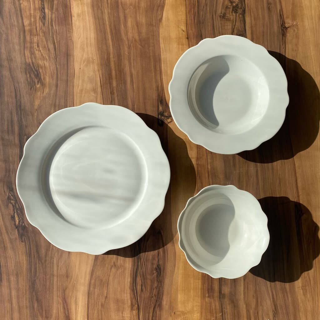 18PCS Modern Wavy Edge Dining Tableware Set 6