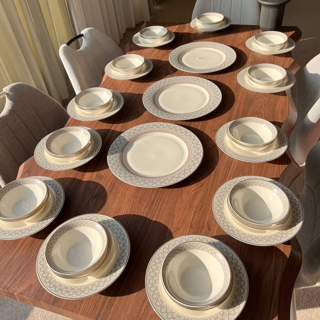 39PCS Round Porcelain Dining Tableware Set 3