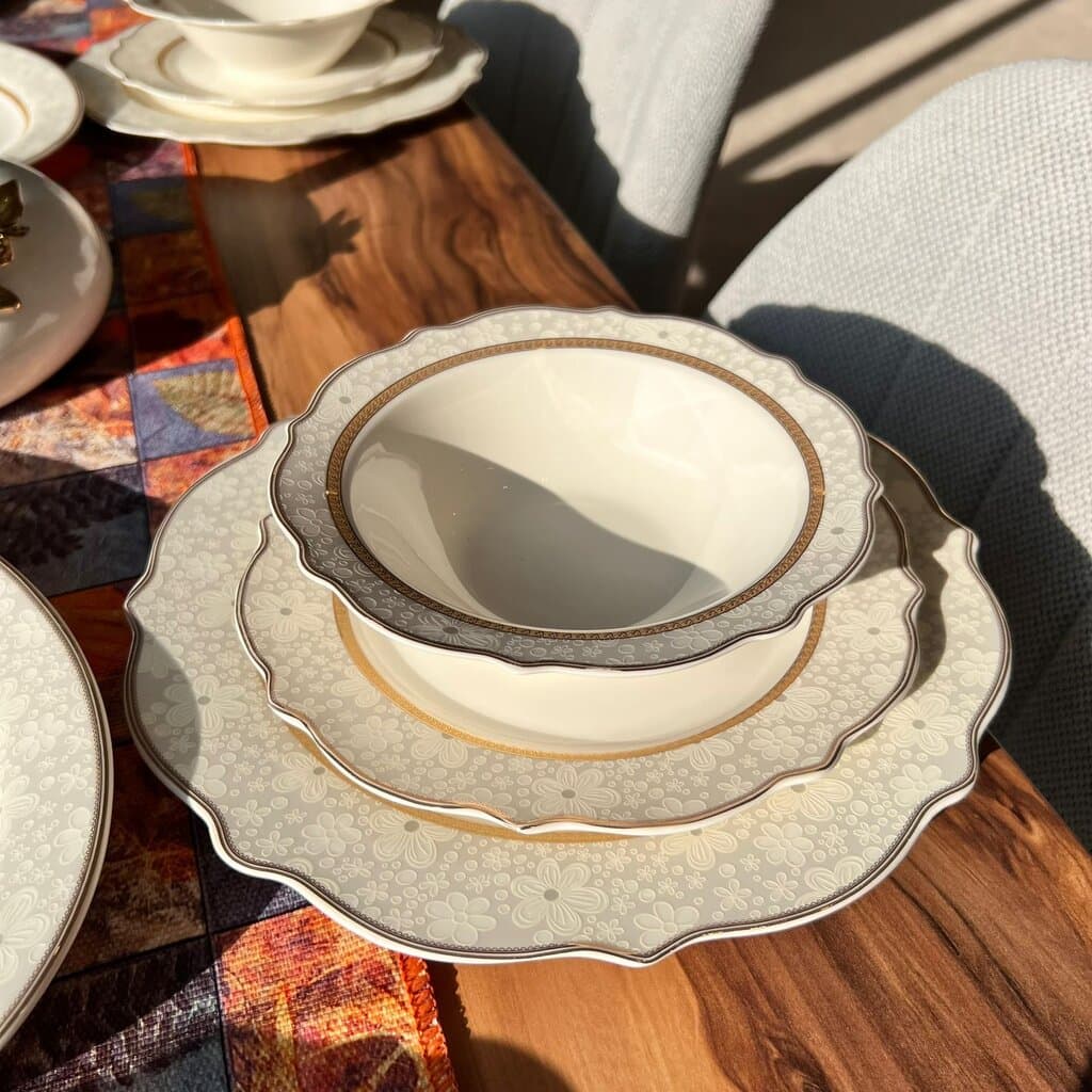 20PCS Porcelain Wavy Gold Dining Tableware Set 3