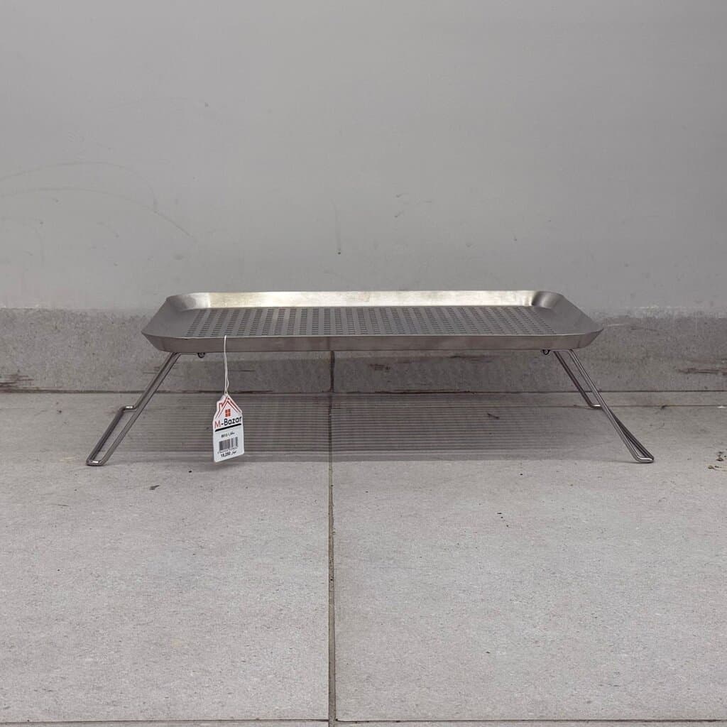 Foldable Metal BBQ Grilling Tray Table 2