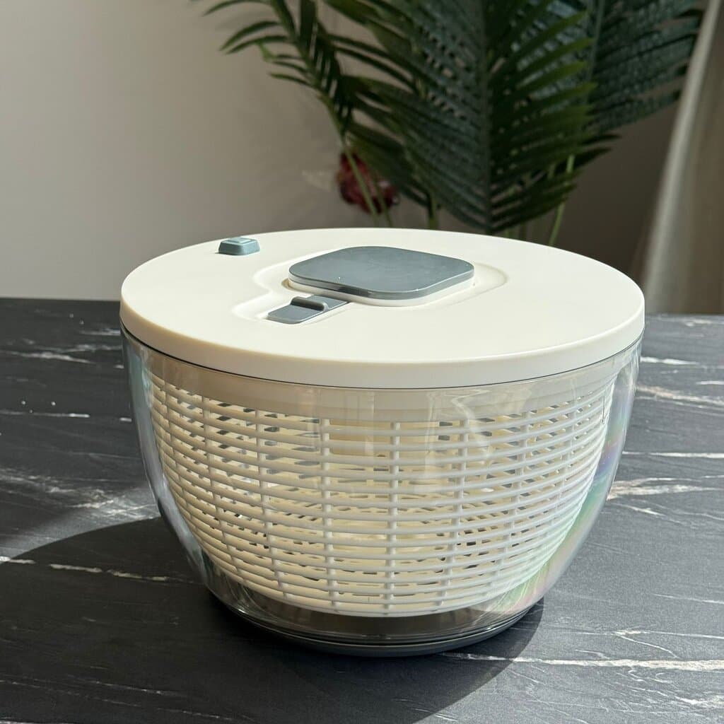 Salad Spinner With Drain Basket And Lid 4
