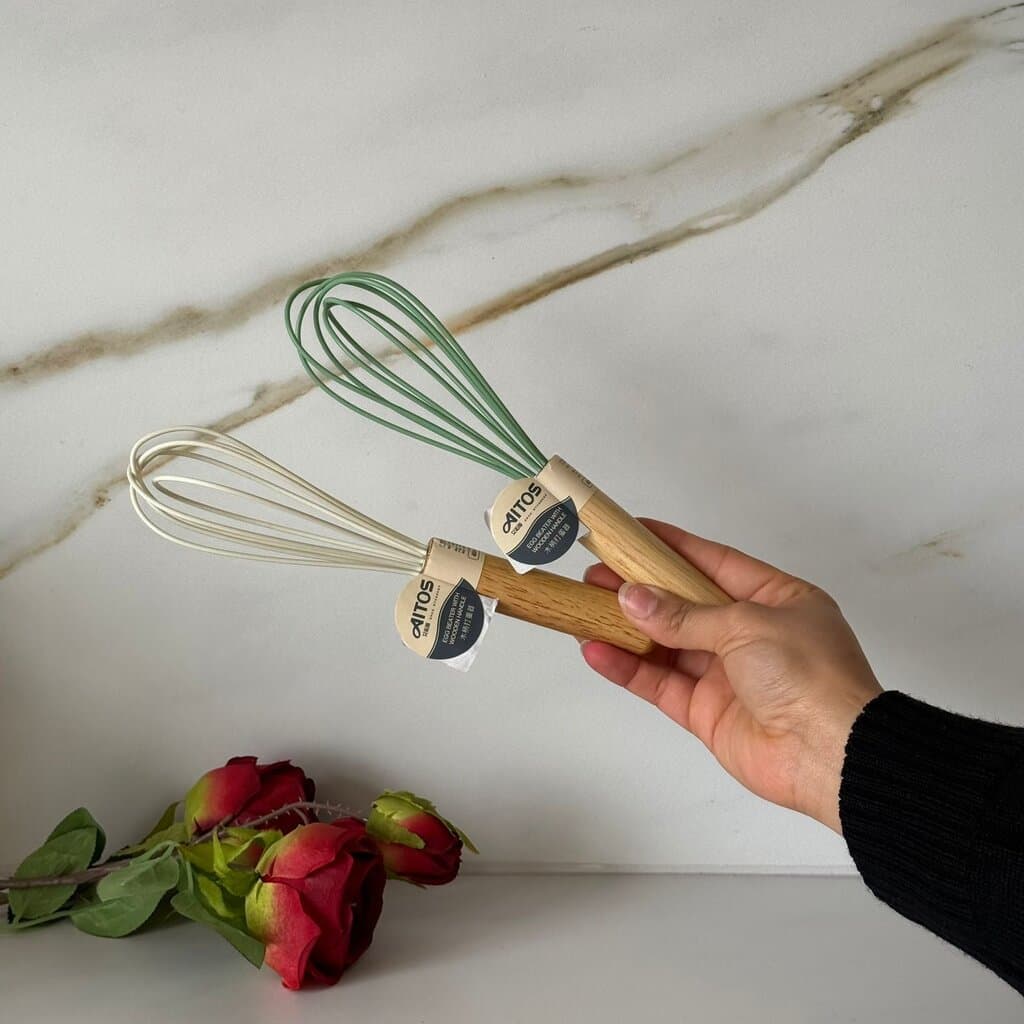Non-Stick Silicone Whisk with Wooden Handle 2