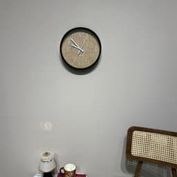 Wood-Style Texture Wall Clocks — photo 3